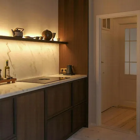 Design Flat In Copenhagen's Historic Centre Διαμέρισμα